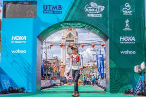 BIB: 3017
                            <button type="button" onclick="openModal(21773072)" class="btn btn-primary btn-sm float-right btn-popup" data-toggle="modal" data-target=".modal-high-quality">
                        <i class="fas fa-shopping-cart"></i> Add to Cart
                    </button>
                                            <button type="button" onclick="isThisMe(21773072, true)" class="btn btn-success btn-sm float-right btn-popup btn-isme hidden" data-toggle="tooltip" data-placement="bottom" title="นี่คือรูปของคุณใช่ไหม คลิกที่นี่เพื่อเอาเข้าอัลบั้ม">
                        <i class="fas fa-plus"></i> Add to album
                    </button>
                    <button type="button" onclick="isThisMe(21773072, false)" class="btn btn-warning btn-sm float-right btn-popup btn-isnotme hidden">
                        <i class="fas fa-ban"></i> Remove from album
                    </button>